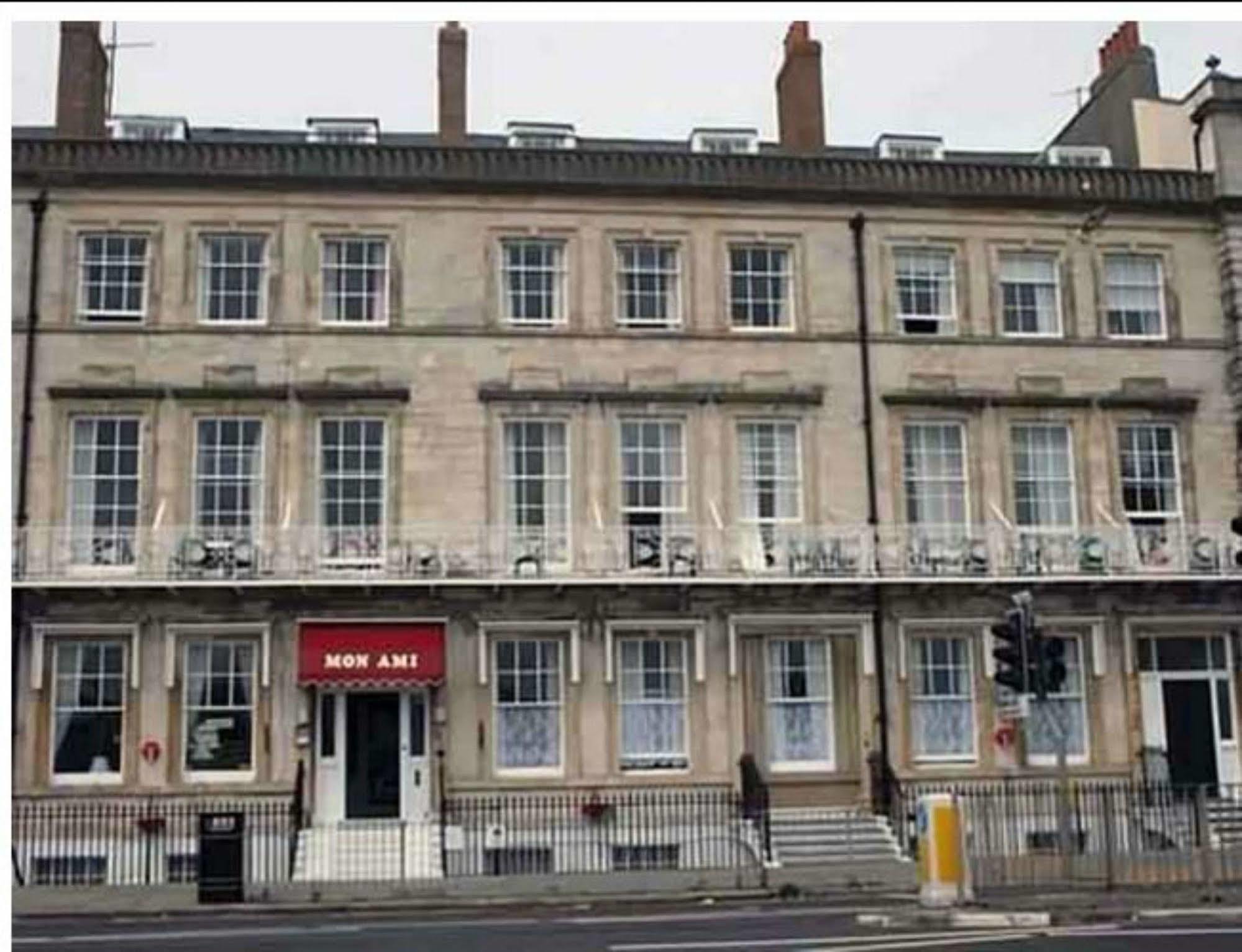 The Jubilee West- With Facilities & Smokehouse - Newly Refurbished Facilities Hotel Weymouth