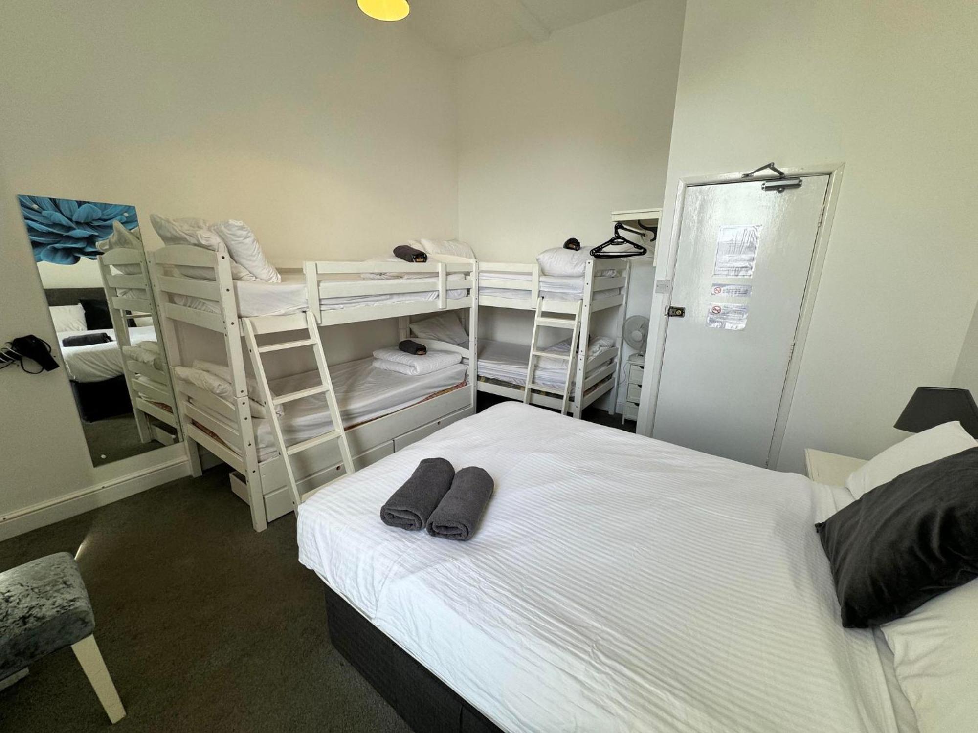 Mon Ami-the Jubilee 3* Weymouth