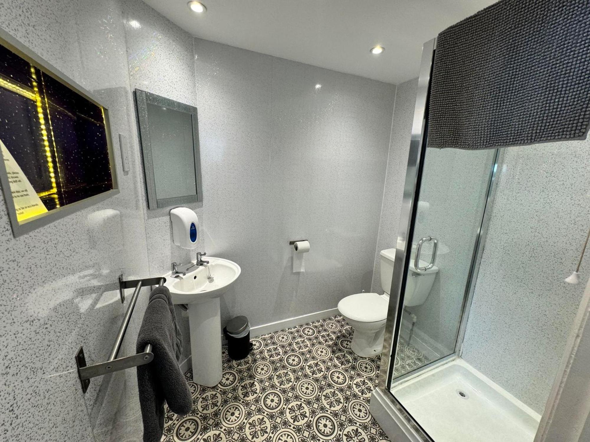 Mon Ami-the Jubilee 3* Weymouth