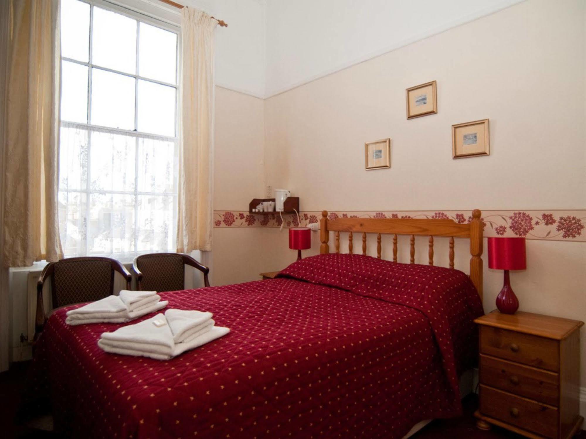 The Jubilee West- With Facilities & Smokehouse - Newly Refurbished Facilities Hotel 3*