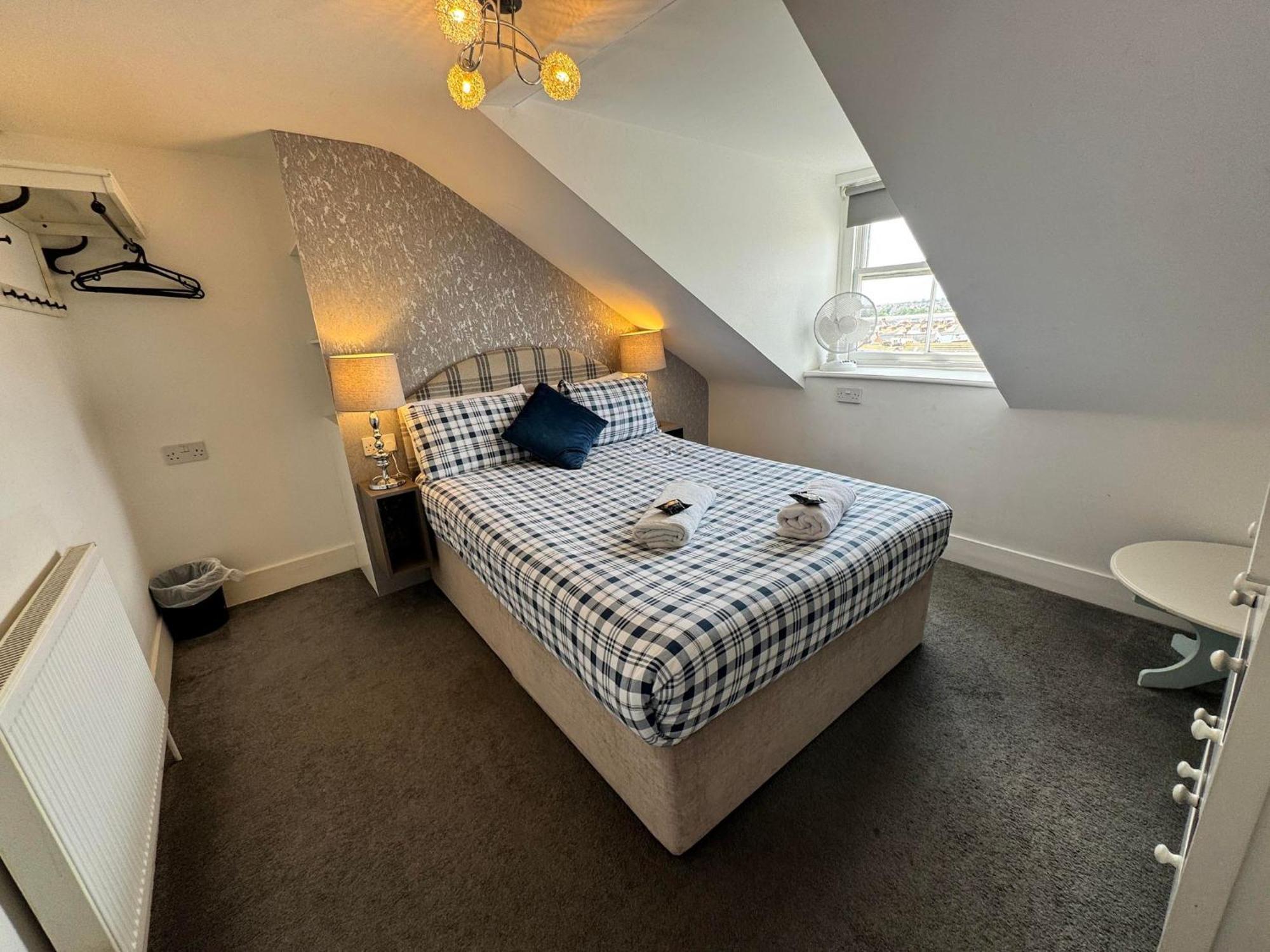 The Jubilee West- With Facilities & Smokehouse - Newly Refurbished Facilities Hotel Weymouth